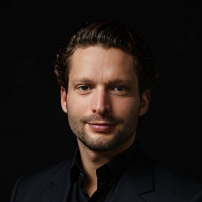 Lina Madam ExCom 202223